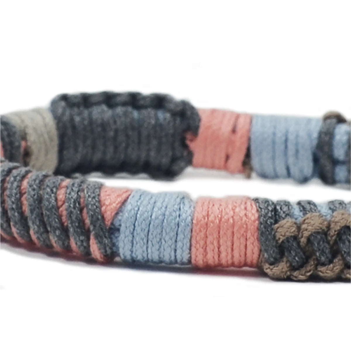TENCEL™ fiber wrist strap braiding texture close-up in Mist Concerto color